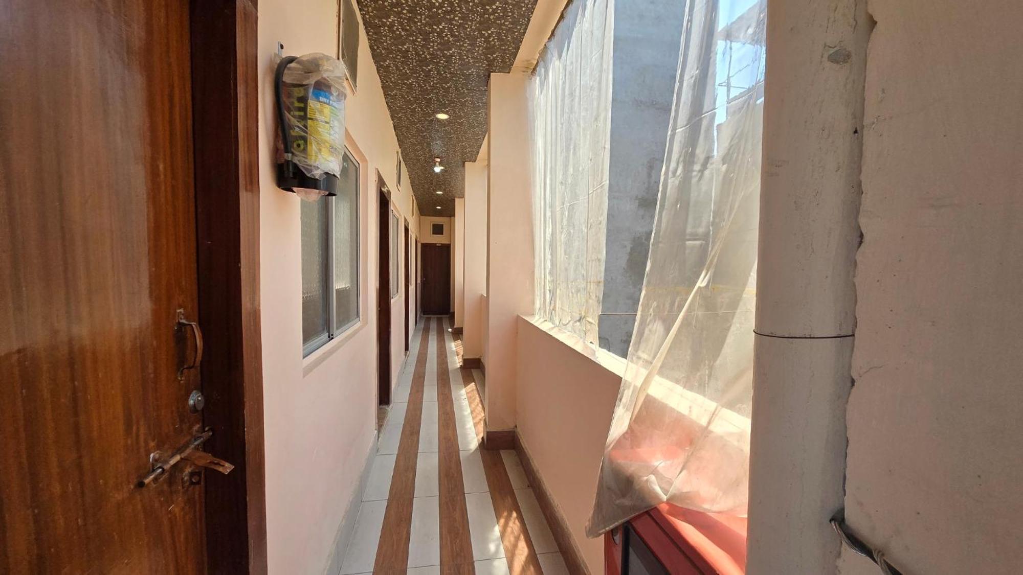 Hotel Maheshwari Green'S Ujjain Buitenkant foto